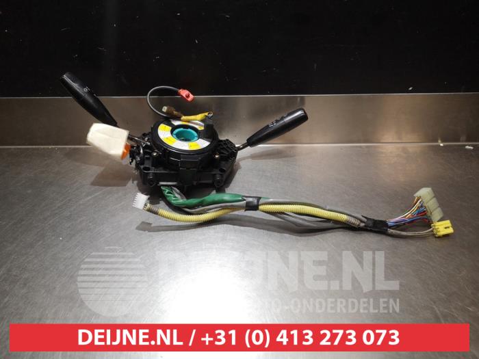 Suzuki Swift Steering column stalk O309173
