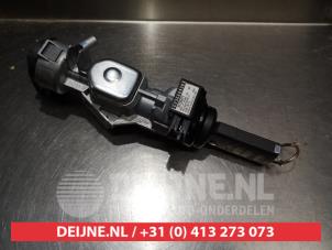 Mazda 5 Kontaktslot+Sleutel O334752 foto 2