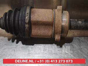 Nissan Almera Aandrijfas rechts-voor O319233 foto 3