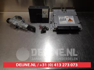 Gebruikte Sleutel + Contactslot Nissan Almera (N16) 2.2 Di 16V HP Prijs € 100,00 Margeregeling aangeboden door V.Deijne Jap.Auto-onderdelen BV