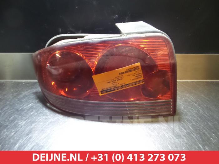 Hyundai Sonata Taillight, left O297619