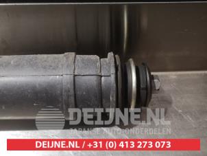 Toyota Avensis Stoßdämpfer rechts hinten O379856 foto 2