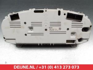Kia Carens Kilometerteller KM O304601 foto 3