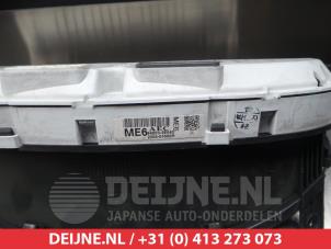 Hyundai Accent Odometer KM O304209 photo 3