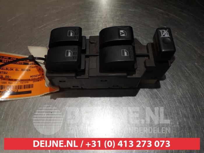 Daihatsu Trevis Combischakelaar ramen O312227