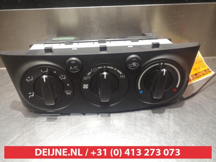 Toyota Avensis Kachel Bedieningspaneel O306309
