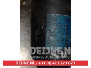 Subaru Forester Front wiper motor O348769 photo 3