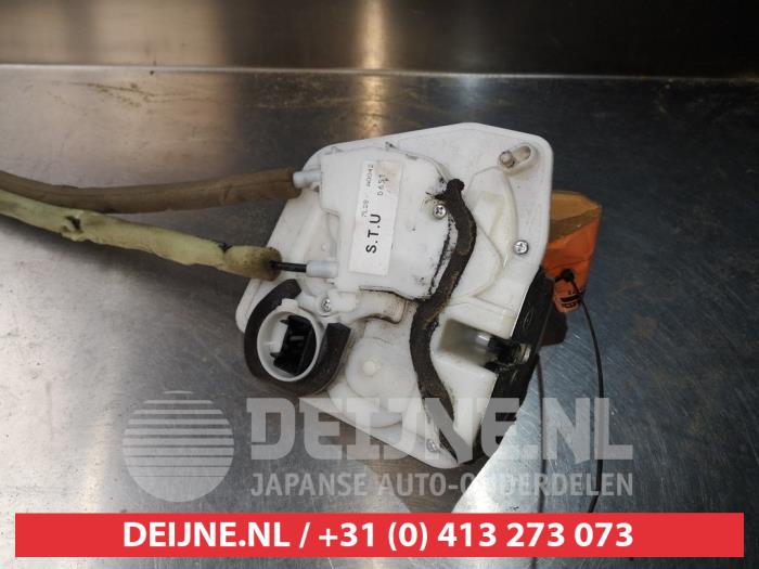 Mazda 2 Deurslot Mechaniek 4Deurs links-achter O279978