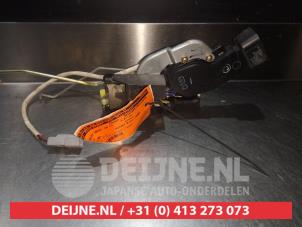 Toyota Corolla Door lock mechanism 4-door, front left O279854 photo 2