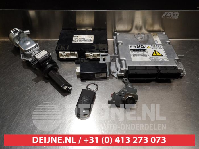 Mazda 5 Kontaktslot+Sleutel O334772