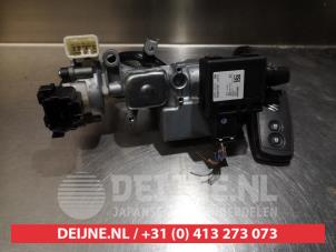 Suzuki Swift Ignition lock + key O335843 photo 4