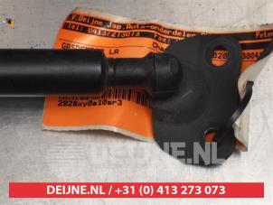 Toyota Prius Gasdemper links-achter O294383 foto 3