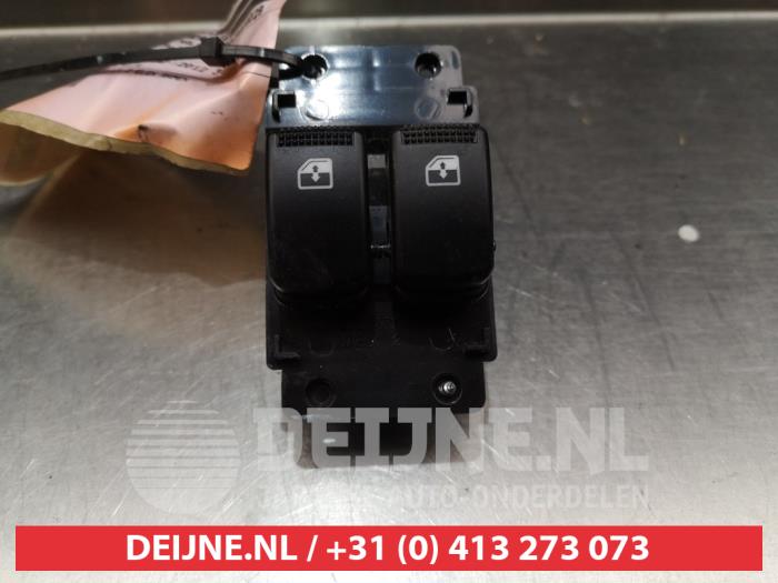 Hyundai I10 Combischakelaar ramen O311559