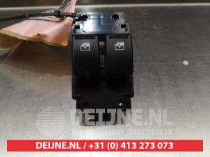 Hyundai I10 Multi-functional window switch O311559 photo 2
