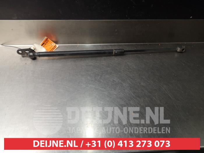 Hyundai Accent Rear gas strut, right O294738
