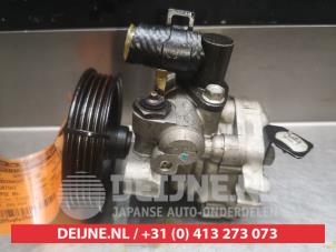 Mitsubishi Eclipse Lenkkraftverstärker Pumpe O331553 foto 2
