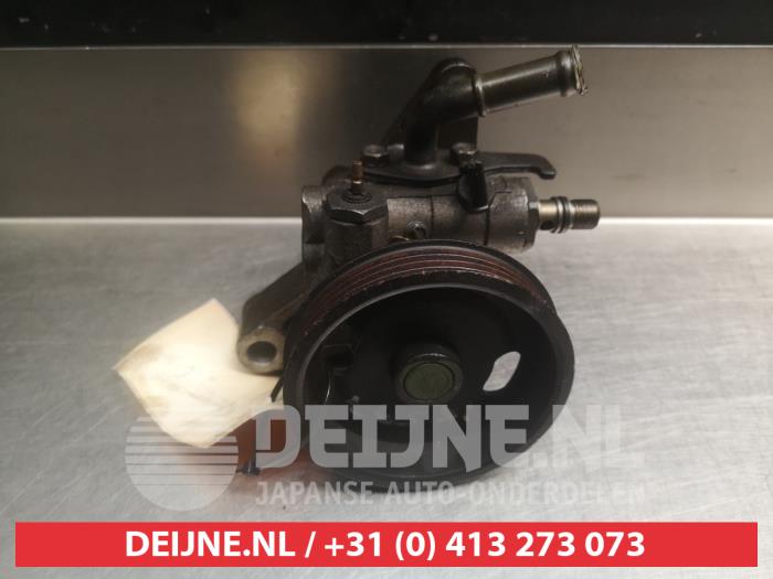 Gebruikte Pomp Servo Mitsubishi 3000 GT 3000 GT 24V Bi-Turbo 4WD 4WS Prijs € 75,00 Margeregeling aangeboden door V.Deijne Jap.Auto-onderdelen BV