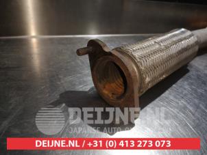 Mazda 121 Auspuff Hauptrohr O366104 foto 2