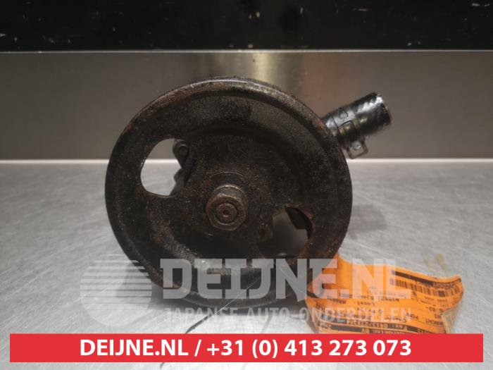 Mitsubishi Pajero Lenkkraftverstärker Pumpe O331662