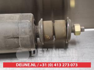 Mazda Tribute Rear shock absorber, left O378165 photo 3