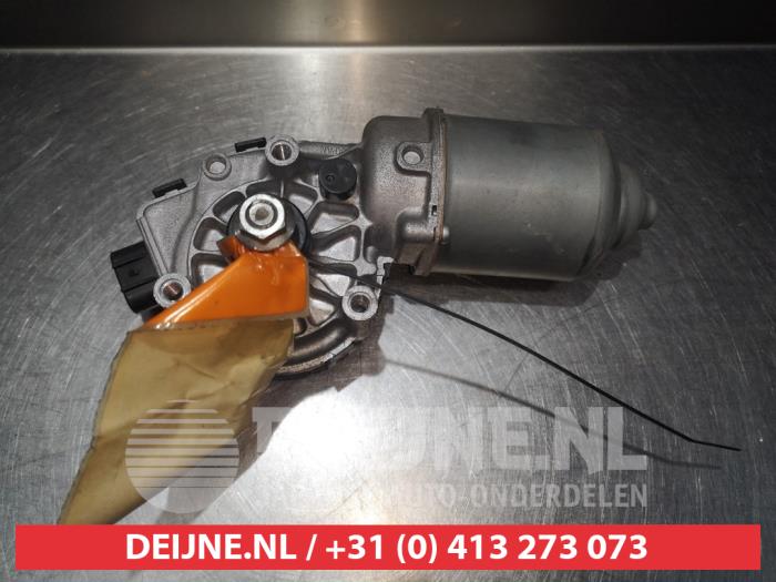 Toyota Auris Ruitenwissermotor voor O349440