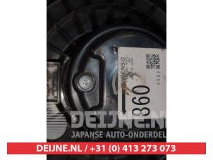 Mitsubishi Pajero Heating and ventilation fan motor O367222 photo 4