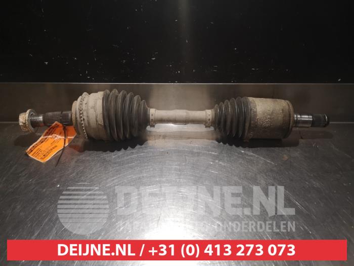 Mitsubishi Pajero Antriebswelle links vorne O318134