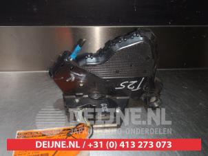 Toyota Avensis Door lock mechanism 4-door, front left O279874 photo 3