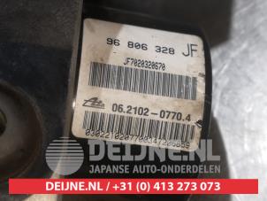 Daewoo Nubira ABS pump O337928 photo 4