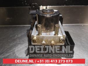 Daewoo Nubira ABS pump O337928 photo 2