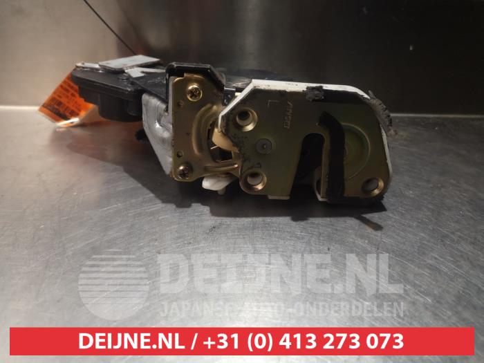 Mitsubishi Pajero Deurslot Mechaniek 4Deurs links-achter O280349