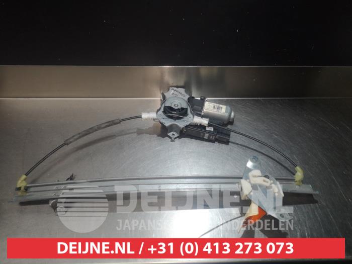 Nissan Navara Window mechanism 4-door, front left O275692
