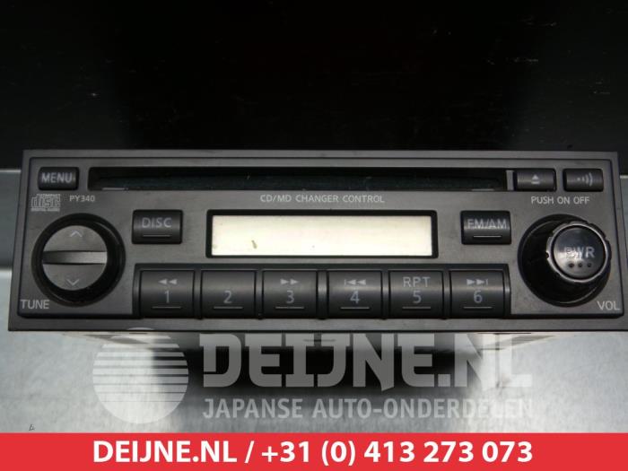 Nissan 350 Z Radio O312983
