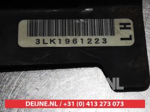 Subaru Legacy Airbag-Sensor O334417 foto 3