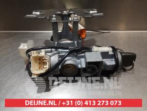 Daihatsu Trevis Kontaktslot+Sleutel O335692 foto 4