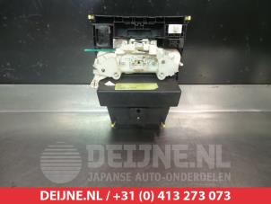Toyota Corolla Kachel Bedieningspaneel O306306 foto 2