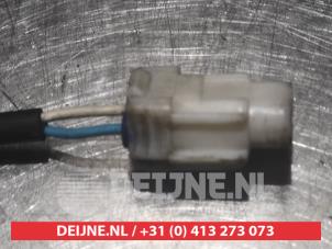 Toyota Avensis Verso ABS-Sensor O327757 foto 3