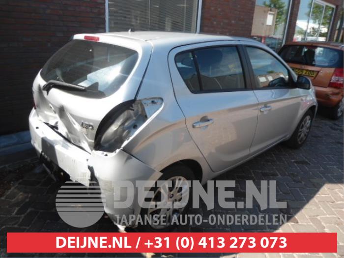 Hyundai I20 Fenster hinten O300659