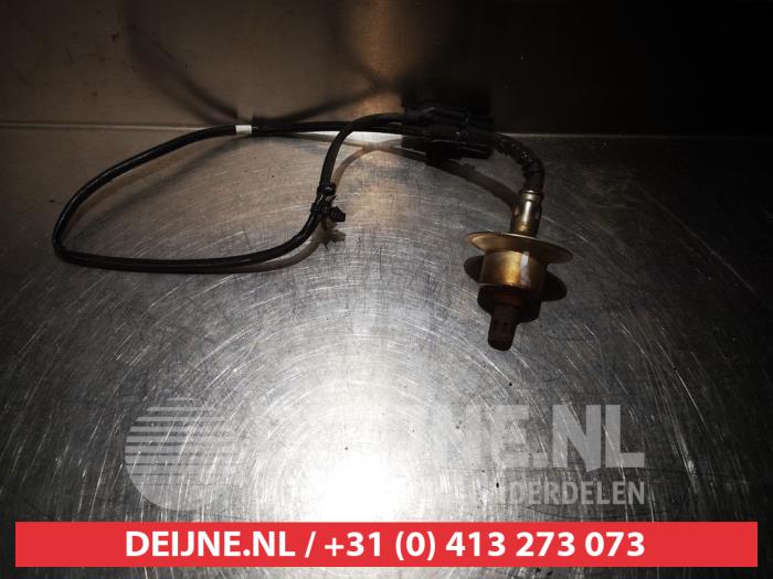 Gebruikte Lambda Sonde Kia Carens III (FG) 2.0i CVVT 16V Prijs € 25,00 Margeregeling aangeboden door V.Deijne Jap.Auto-onderdelen BV