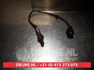 Gebruikte Lambda Sonde Kia Carens III (FG) 2.0i CVVT 16V Prijs € 20,00 Margeregeling aangeboden door V.Deijne Jap.Auto-onderdelen BV