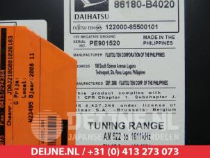 Gebruikte Radio Daihatsu Terios (J2) 1.5 16V DVVT 4x2 Euro 4 Prijs € 50,00 Margeregeling aangeboden door V.Deijne Jap.Auto-onderdelen BV