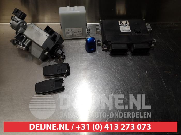 Suzuki Swift Kontaktslot+Sleutel O335818