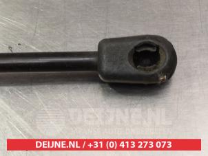 Kia Carens Rear gas strut, left O293980 photo 3