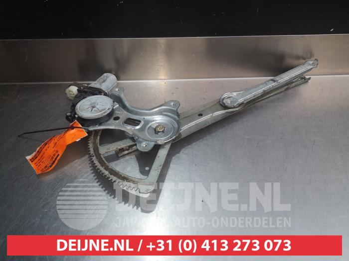 Mitsubishi L200 Ruitmechaniek 2Deurs rechts-voor O276220