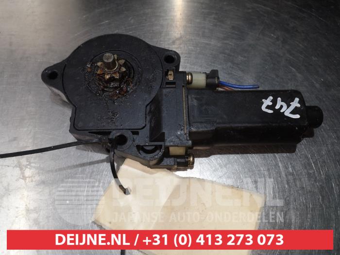 Hyundai Trajet Door window motor O292074