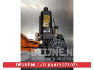 Hyundai Trajet Door window motor O292074 photo 2