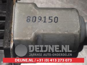 Mitsubishi Lancer Door window motor O292141 photo 3