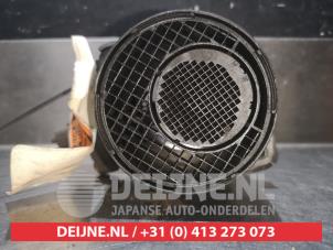 Gebruikte Luchthoeveelheidsmeter Ssang Yong Kyron 2.0 M 200 Xdi 16V 4x2 Prijs € 25,00 Margeregeling aangeboden door V.Deijne Jap.Auto-onderdelen BV