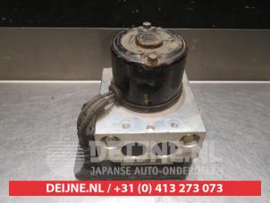 Hyundai Coupe ABS Pomp O337419 foto 3