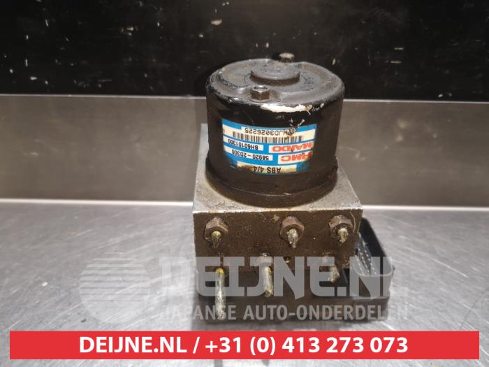 Hyundai Elantra ABS pump O337408